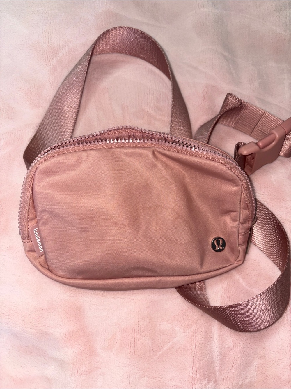 lululemon athletica Women’s Belt Bag - Dusty Rose